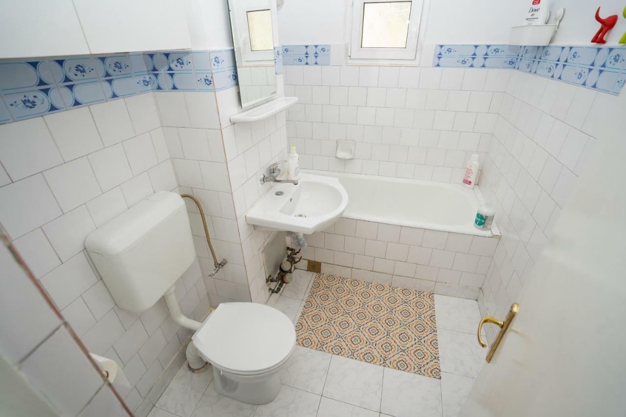 Radora Apartment Constanta Bagian luar foto