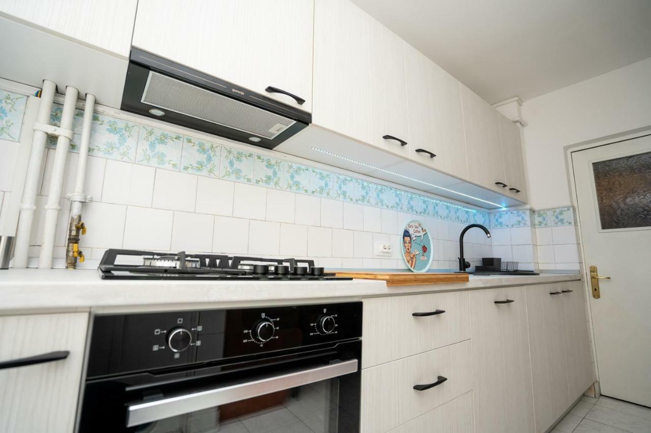 Radora Apartment Constanta Bagian luar foto